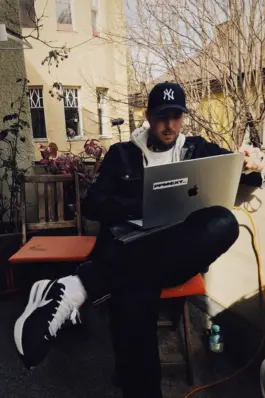 CHRISTOPH SPRANGER // PHOTOGRAPHER & DIRECTOR