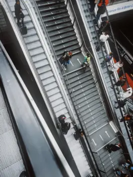 CHRISTOPH SPRANGER // PHOTOGRAPHER & DIRECTOR